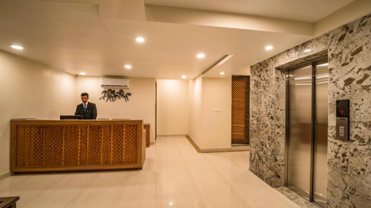 Hotel Wonder Cliff Udaipur Eksteriør billede
