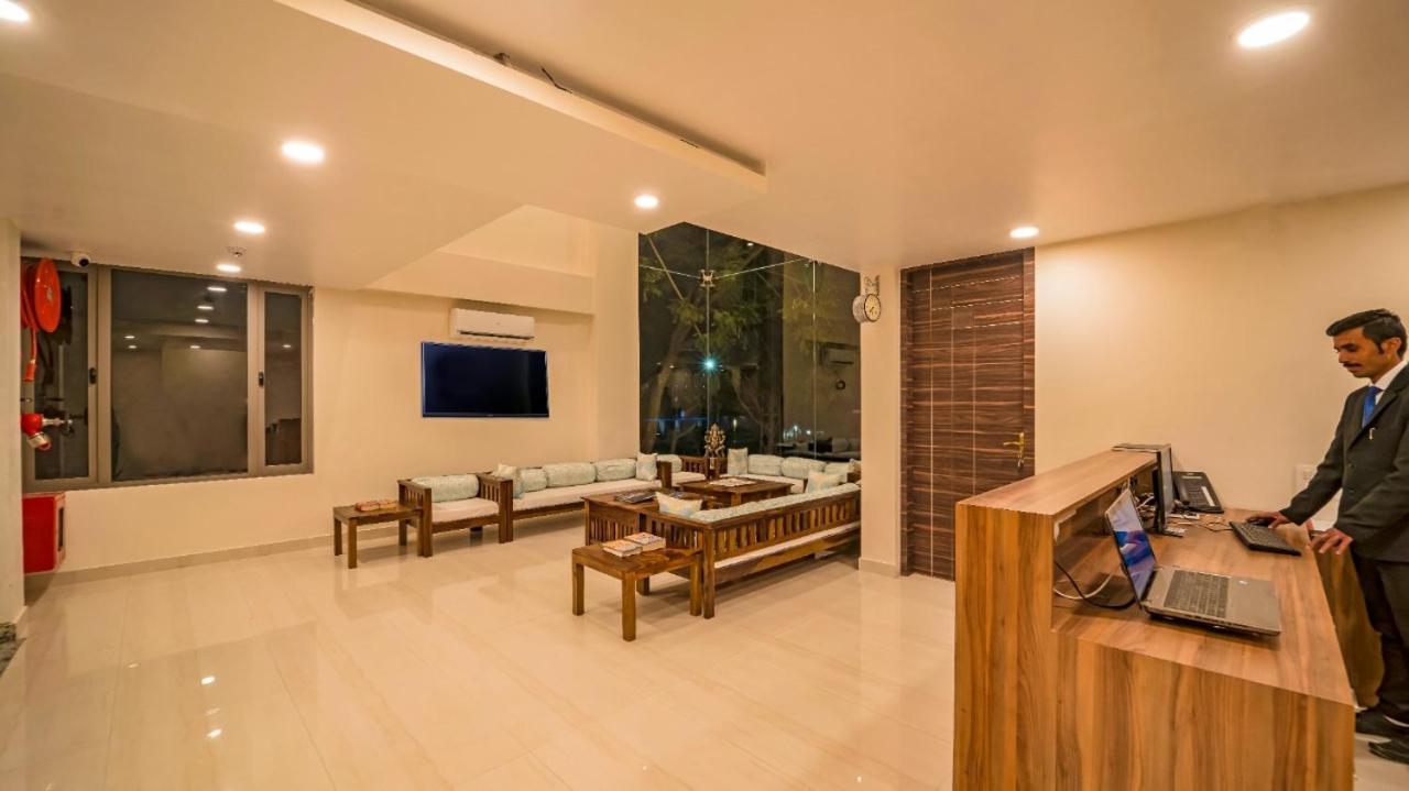Hotel Wonder Cliff Udaipur Eksteriør billede