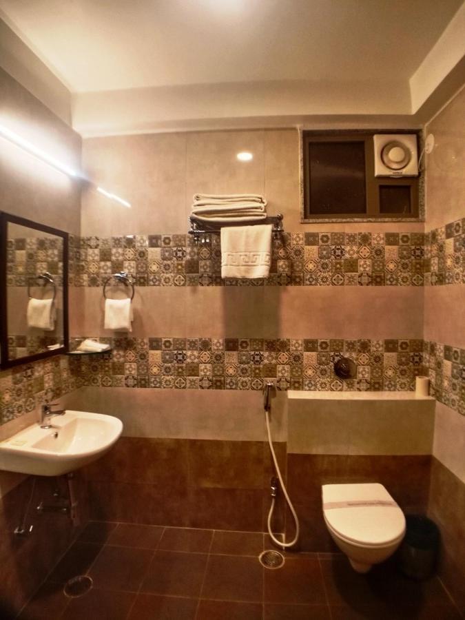 Hotel Wonder Cliff Udaipur Eksteriør billede