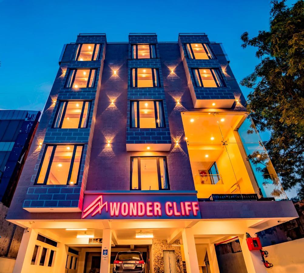 Hotel Wonder Cliff Udaipur Eksteriør billede